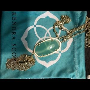 Kendra Scott pendent necklace